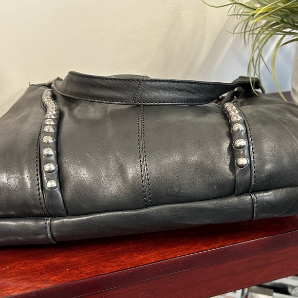 Harley Davidson black leather shoulder bag - Picture 2 of 11